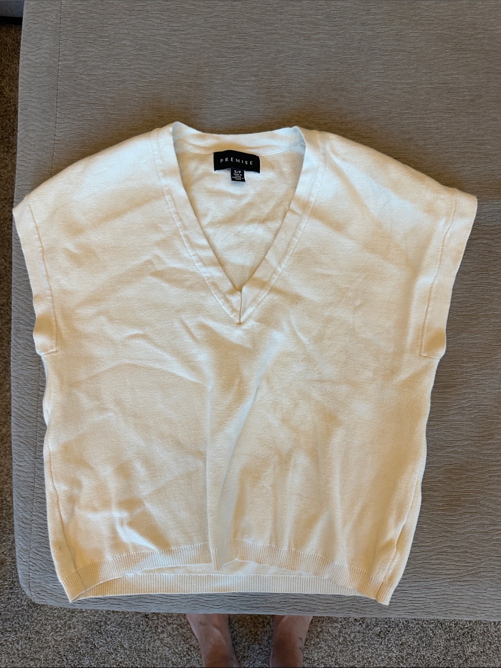 Premise Cream V-Neck Knit Shell